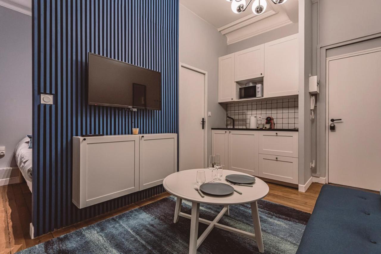 Le Mediterraneen, Face A La Cathedrale - 2D Apartment Реймс Екстериор снимка